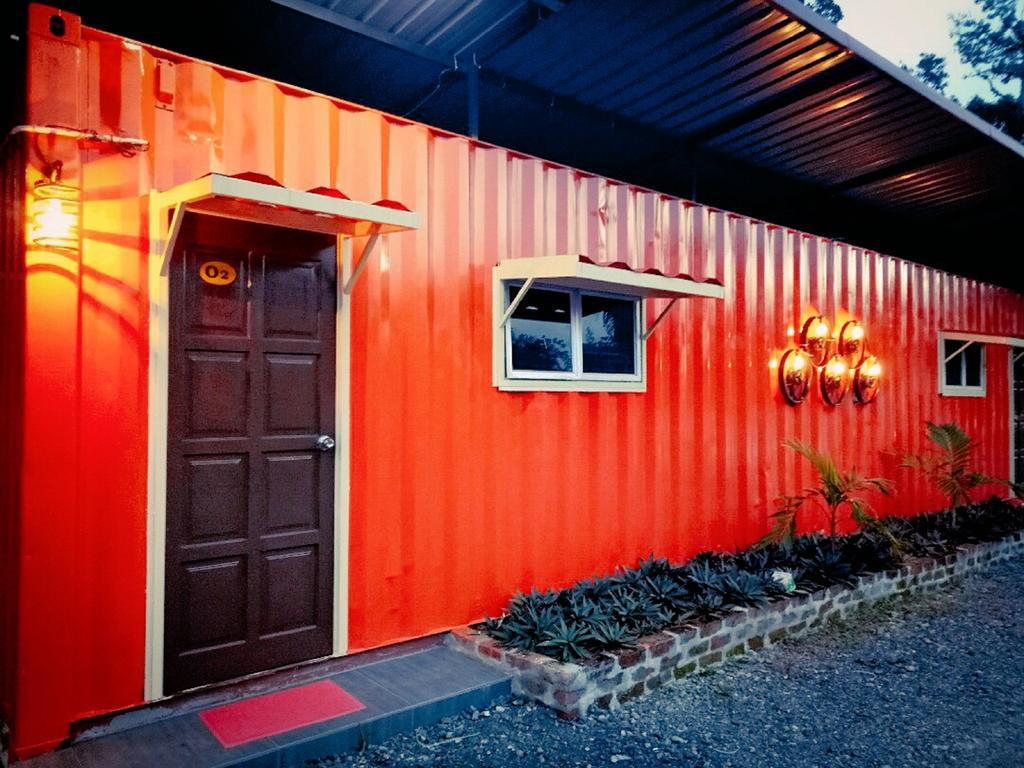 5 Stone Cabin Chalet Taiping Buitenkant foto